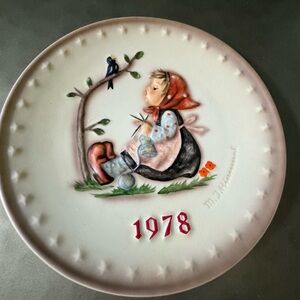 M.J. Hummel 1978, Annual Plate, Happy Past Time